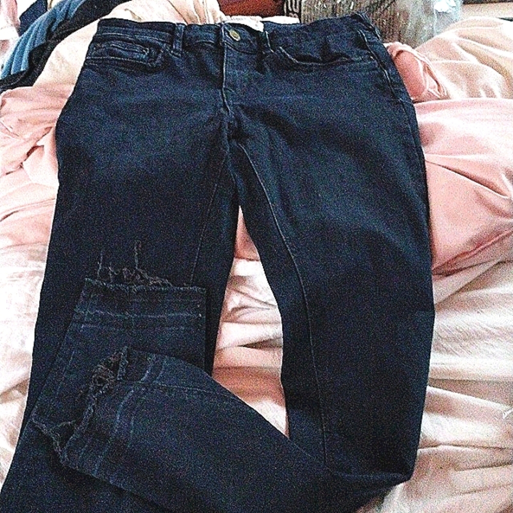 Zara woman dark wash ragged hem jeans